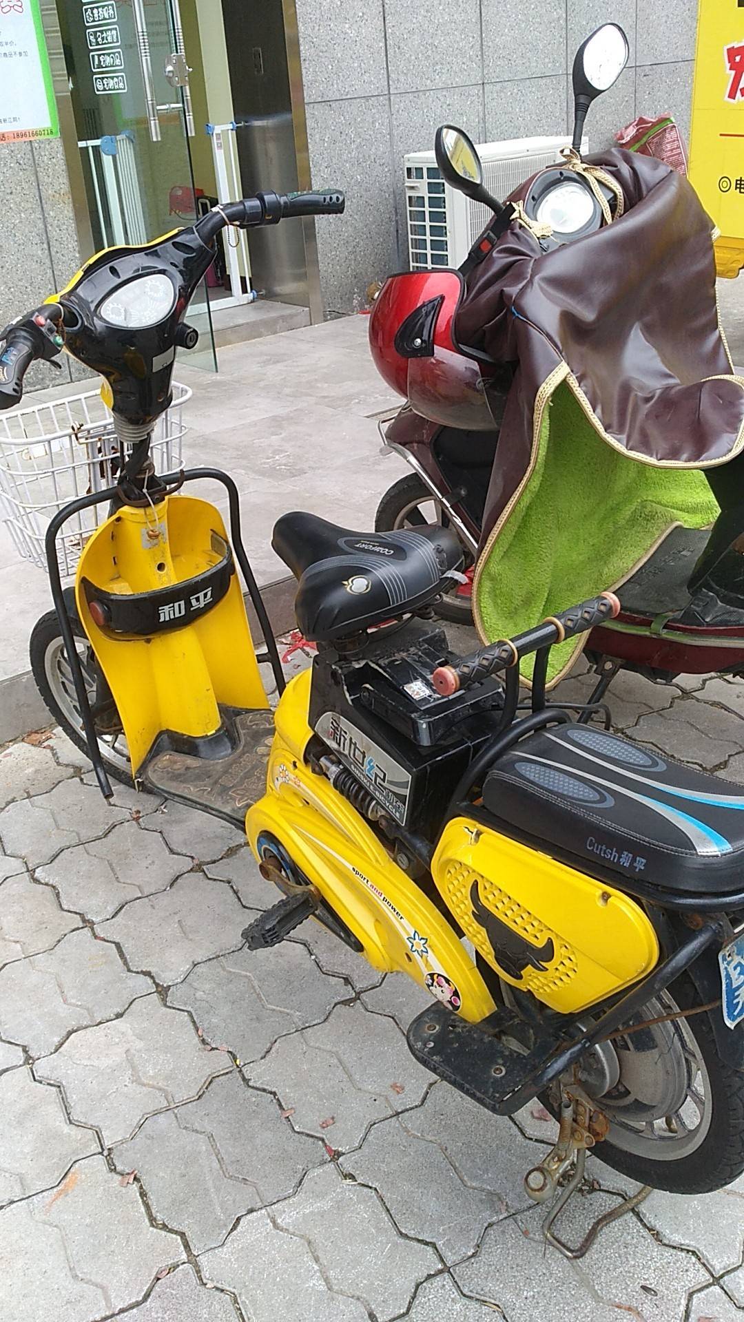 转让代步电瓶车小黄