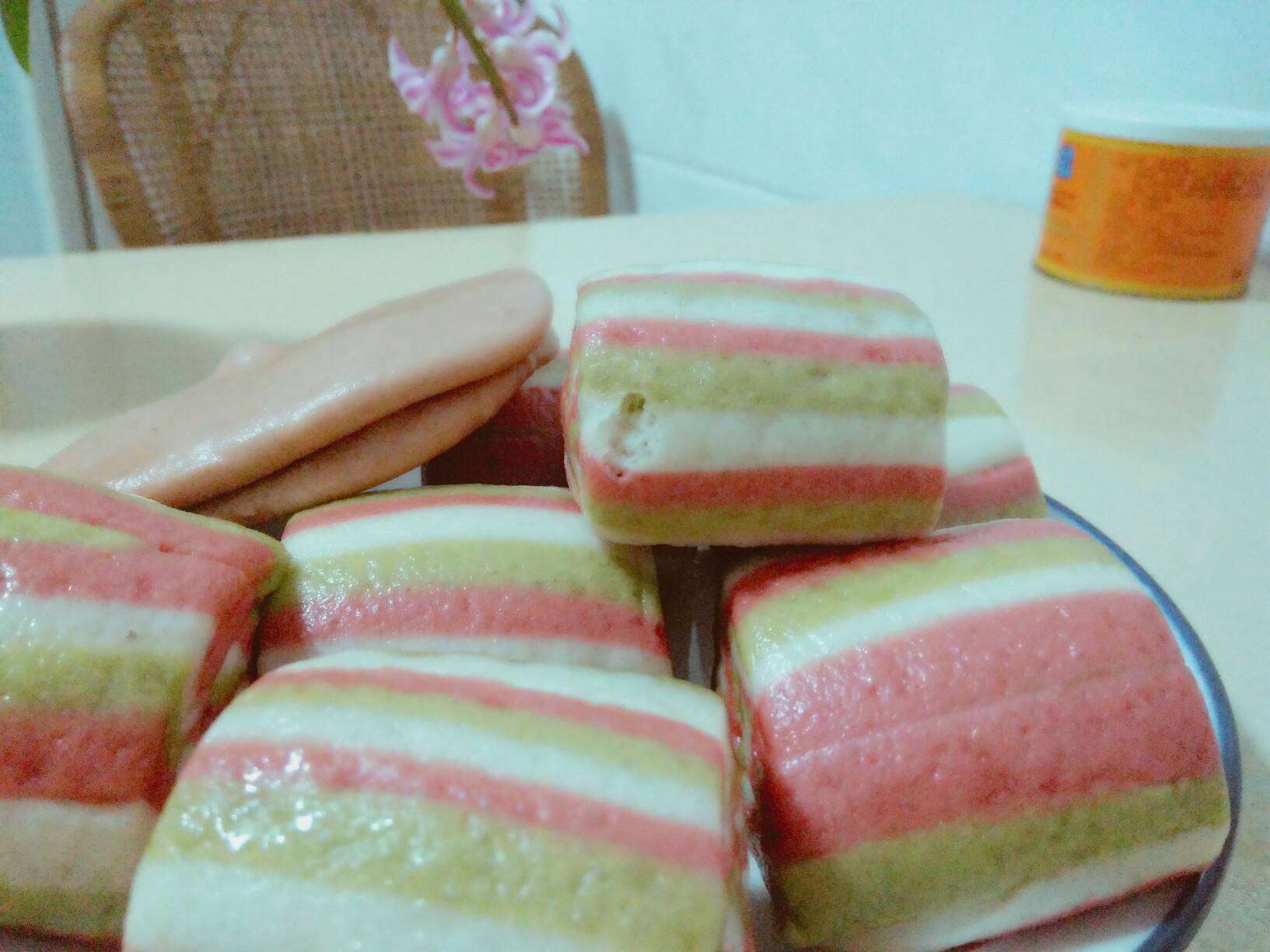 分享一款三色彩色馒头