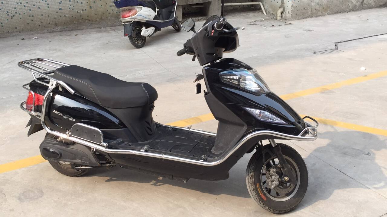 外卖神器 超威70v50a才骑一个星期