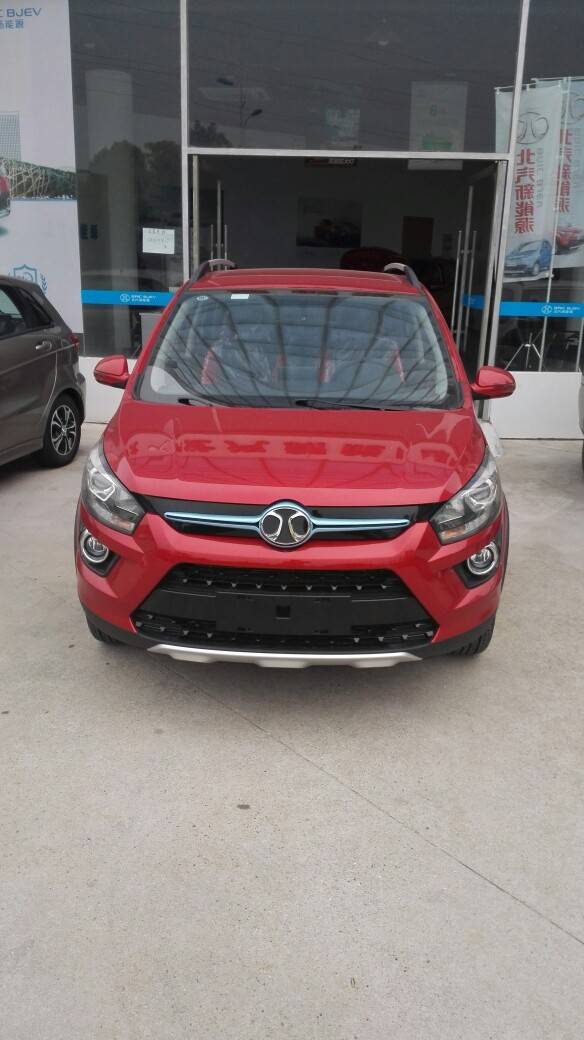 北汽新能源ex360到店