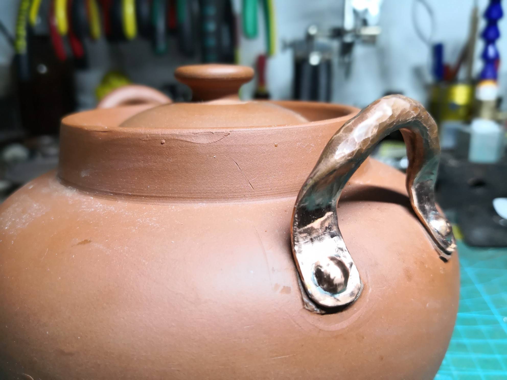 锔瓷——坭兴老壶修补