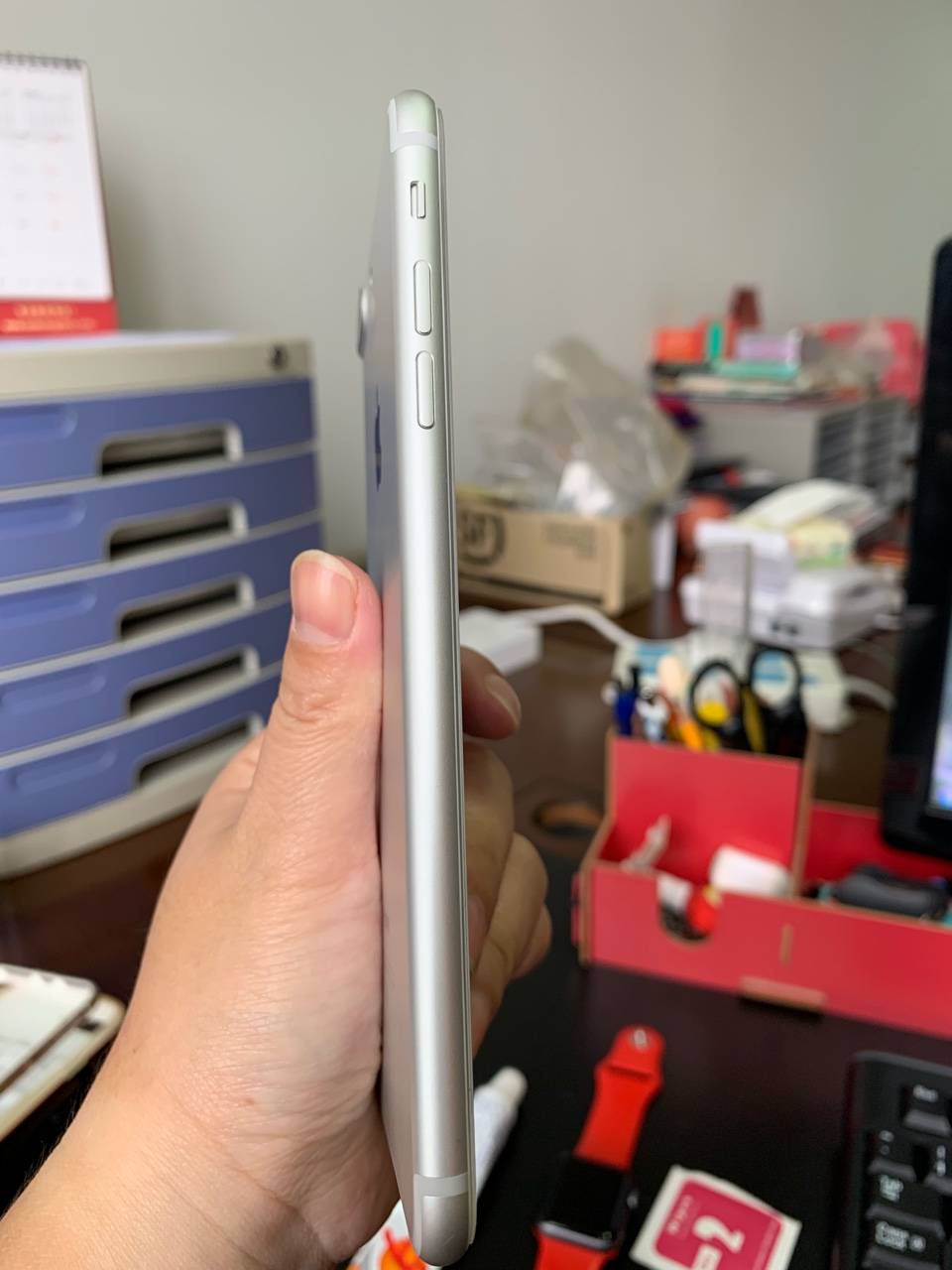 出银白色苹果7p国行128g