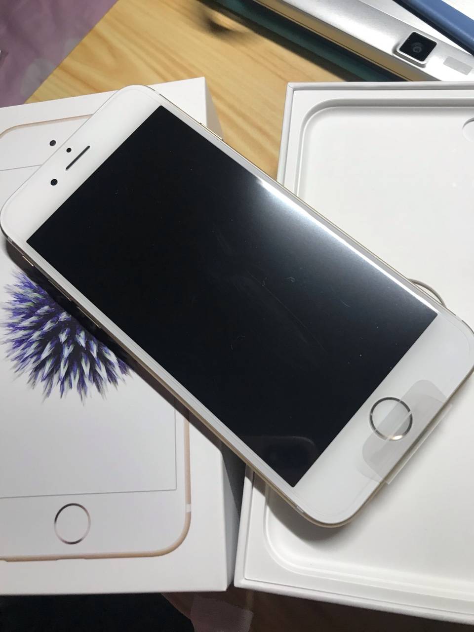 iphone6包装盒图片,iphone12包装盒图片 有一台闲置苹果6国行32g全新未激活外包装塑封拆掉了