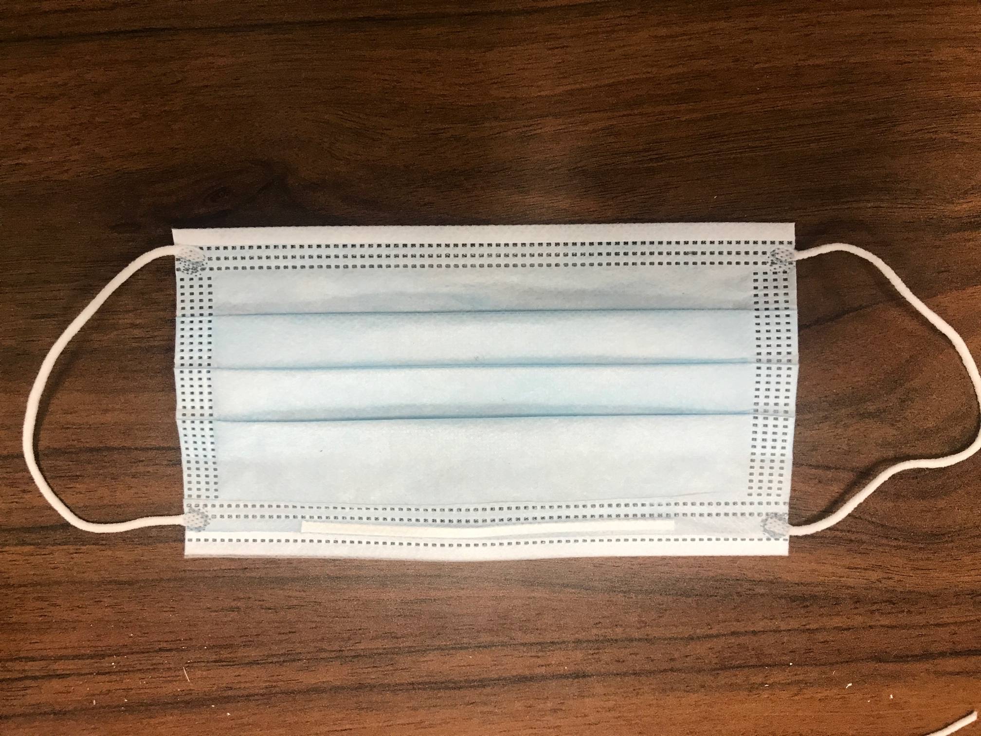 成人民用口罩大量出售