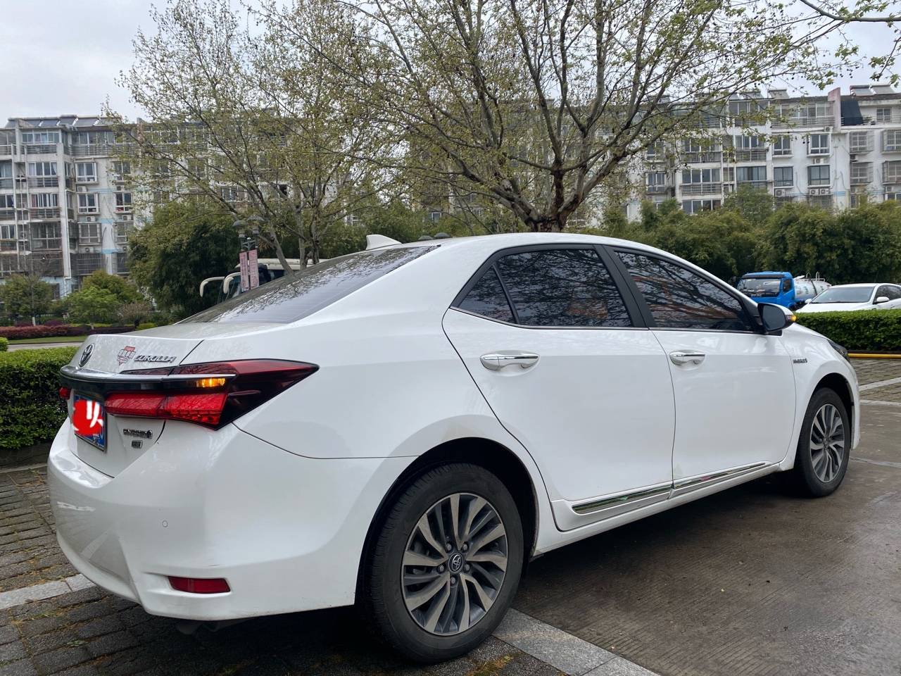 18年丰田卡罗拉混动双擎