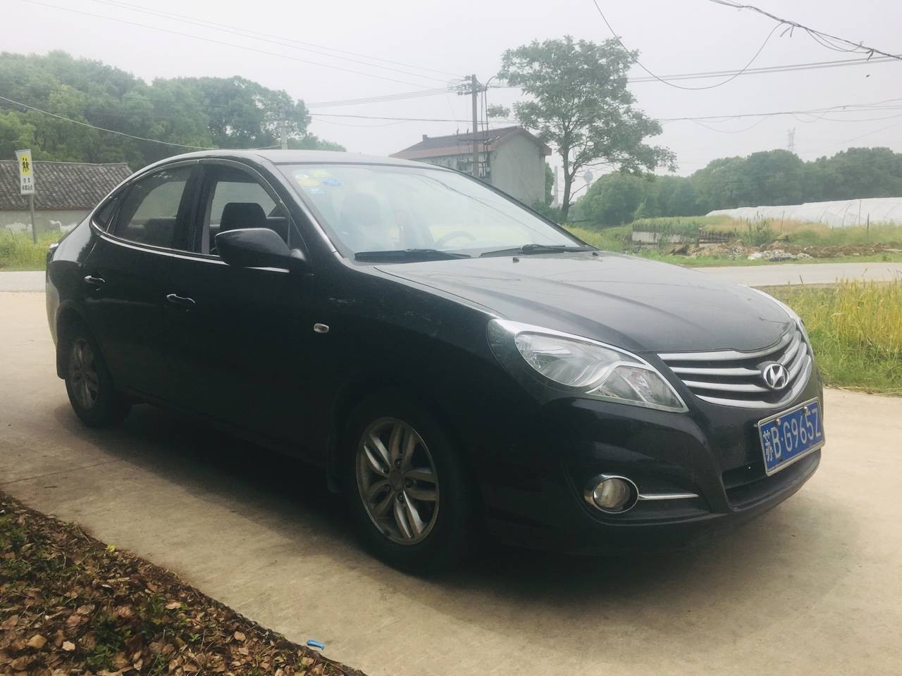 出售12年现代悦动