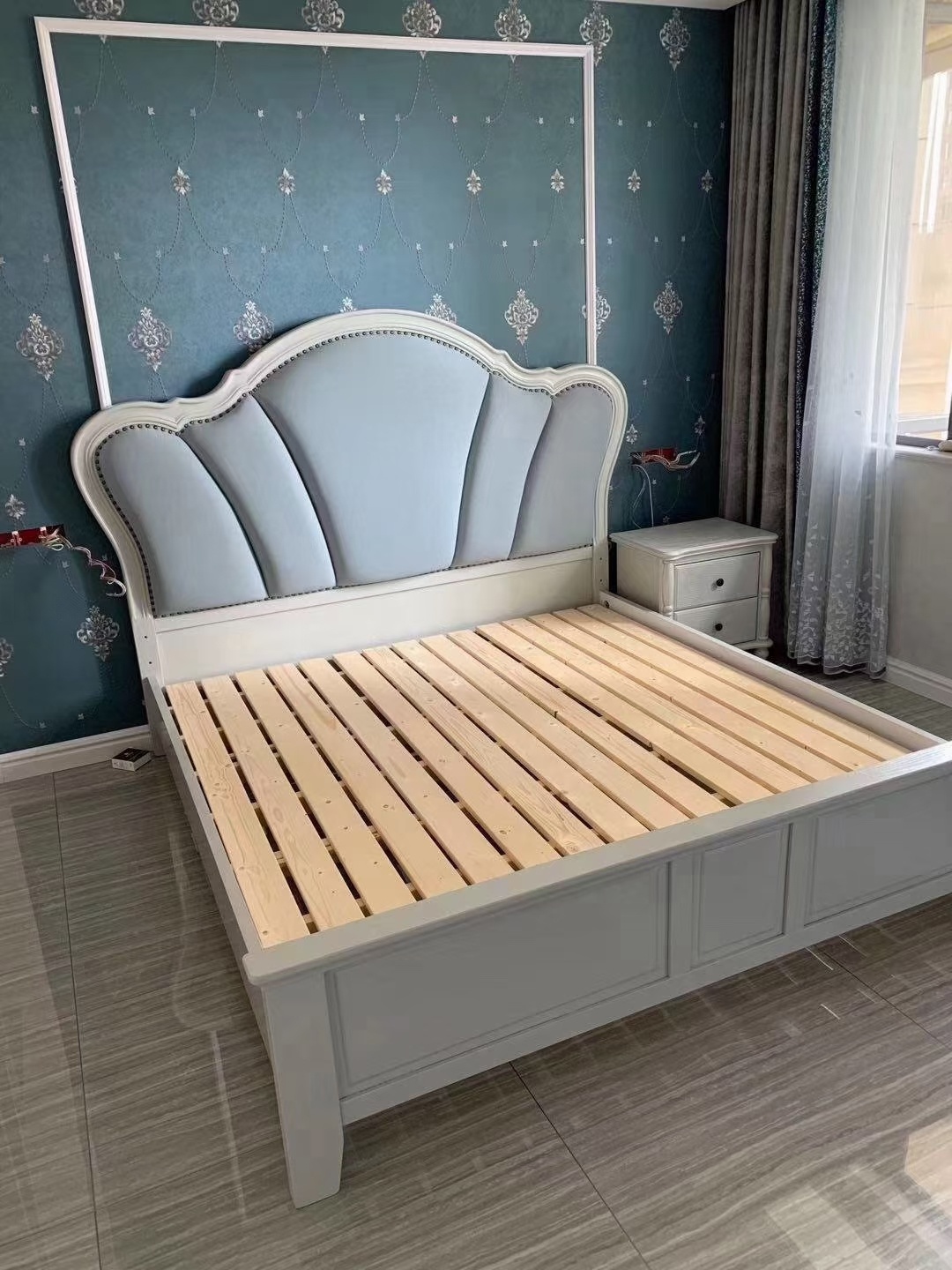 各风格实木床儿童床软床以及各种可以定做的床垫