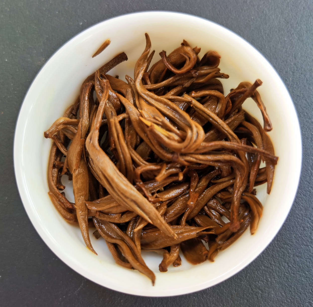 云南凤庆滇红蜜香金芽