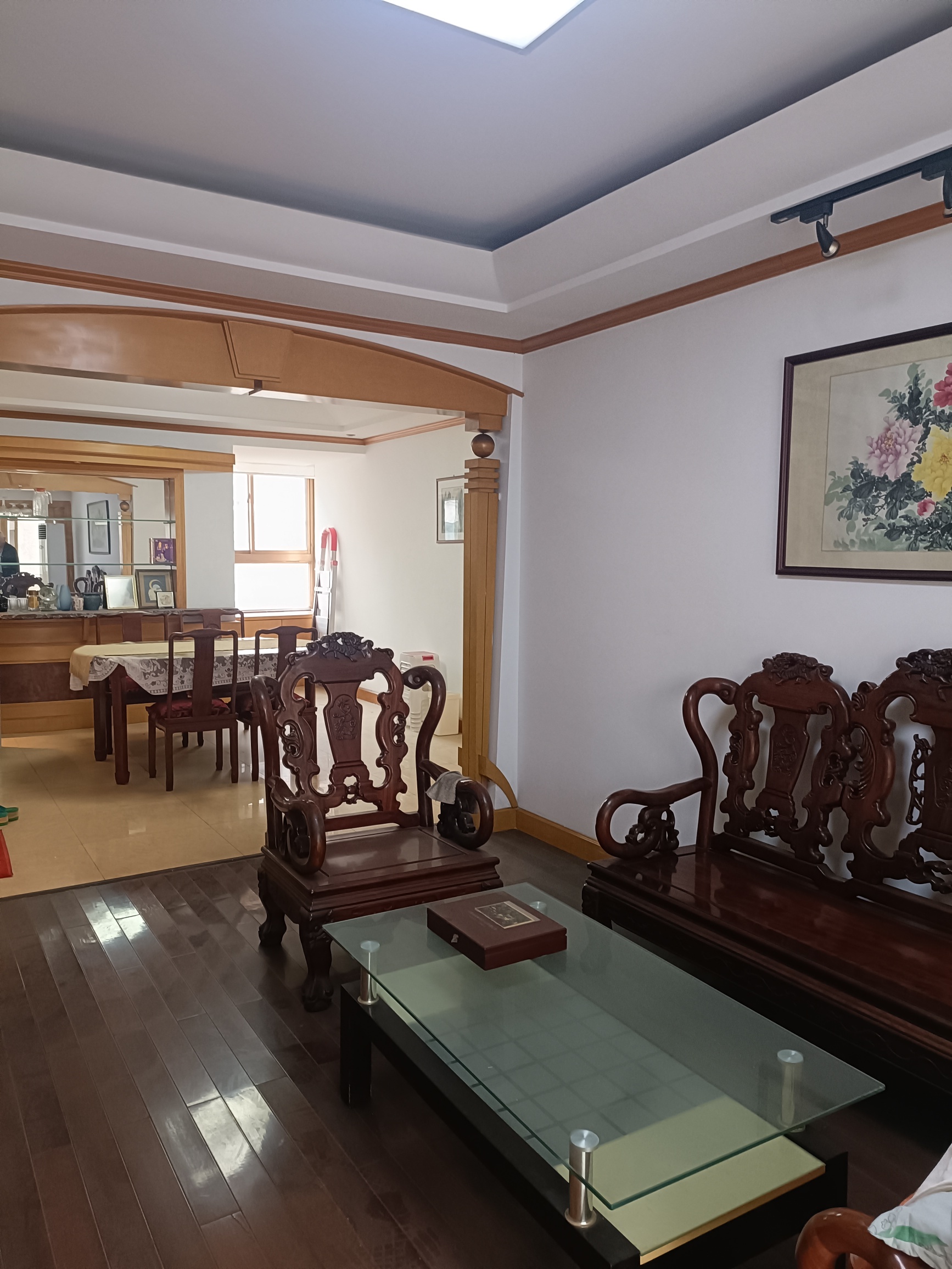 千禧苑3楼，中间户，137平248万，